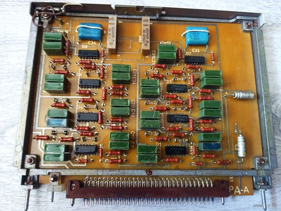 Плата с микросхемами