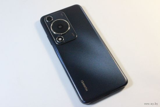 Телефон Huawei nova Y72 MGA-LX3 8GB/128GB (черный)
