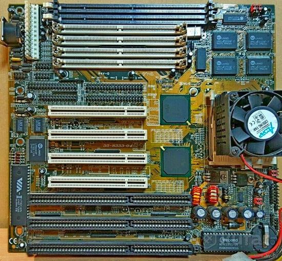 Ретро материнская плата PC Partner TXB820DS (35-8333-04) 1998 год