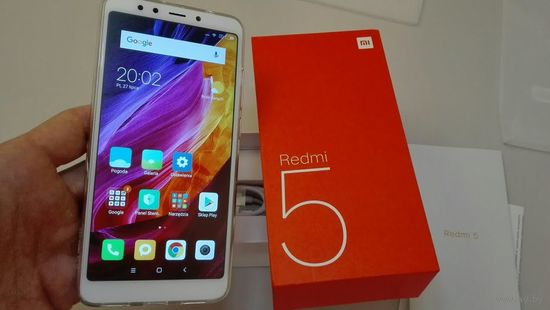 Redmi 5 Global Version 2/16 Gb полный комплект + запасной на запчасти.
