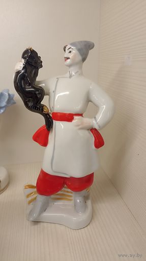 Статуэтка Вакула с чертом , состояние