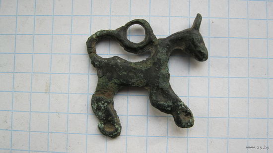 Древняя привеска. Бронза.