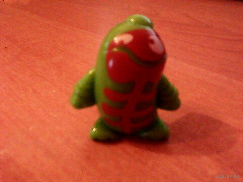 Игрушка из Киндера