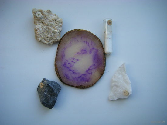 4 минерала из коллекции + бонус сувенир. С 1 руб. без м.ц.