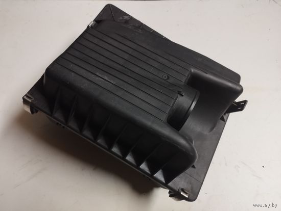 Корпус воздушного фильтра Opel Astra G