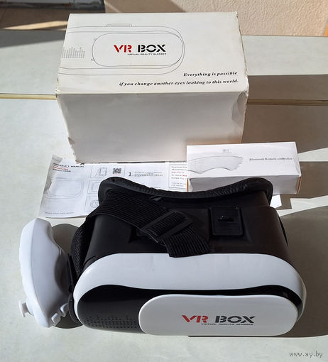 Очки виртуальной реальности VR BOX + беспроводной геймпад