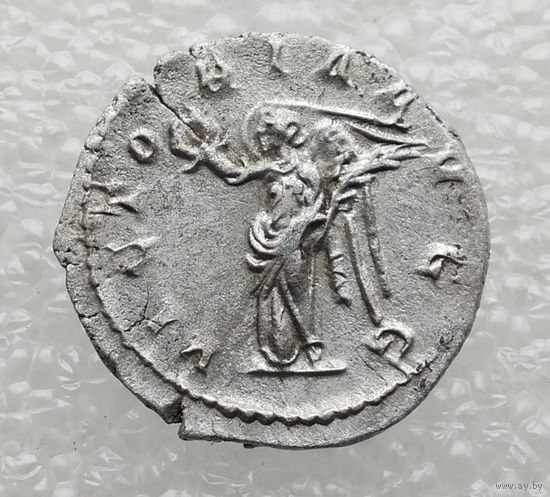 Валериан I, 253-260 гг. н. э. Виктория. Антониниан, двойной денарий. Серебро /25