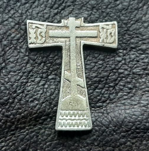 Крестик старинный в ремонт.