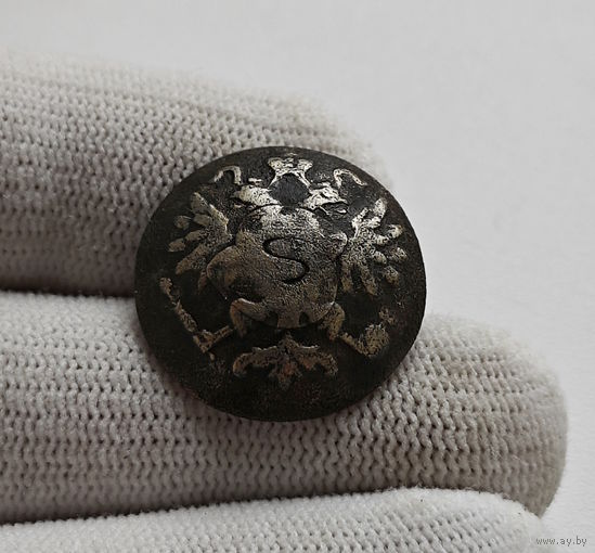 Пуговица мундирная орлянка РИА 1904-1917 г.,. Р. Левштейнъ, Рига, лот клос-1,8