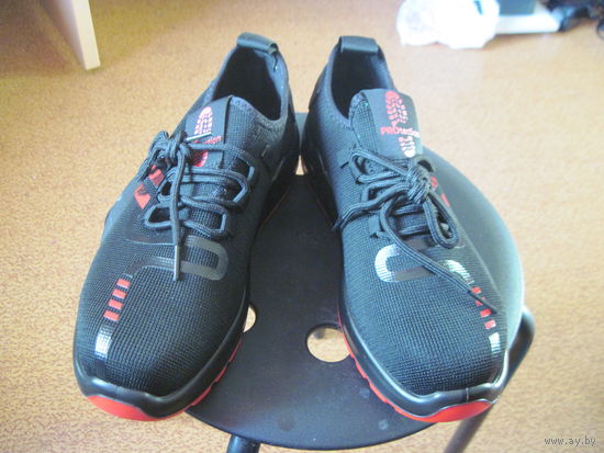 Кроссовки Балтобувь, 39 размер.