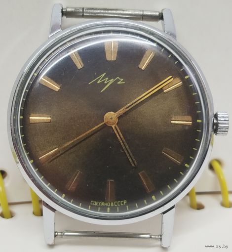 Часы "Луч 2209" костюмные,ультратонкие , не частый циферблат хамелион