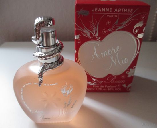 Парфюмерная вода Jeanne Arthes Amore Mio Passion 100мл