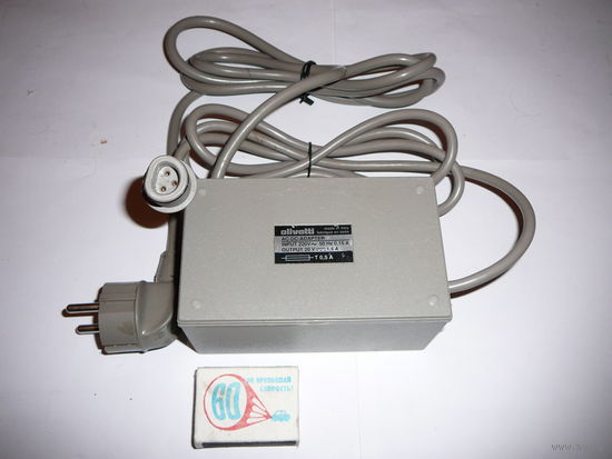 Блок питания olivetti 20v 1.5A (БП AC-DC 20в-25в)