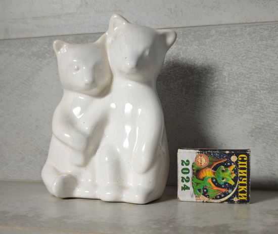 Статуэтка медведи