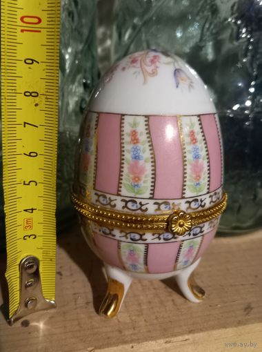 Шкатулка яйцо, фарфоровая