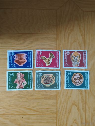Болгария серия марок 1978 г. Изделия из золота