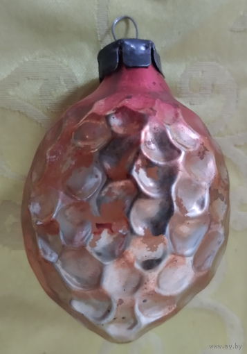 Елочная игрушка Орех