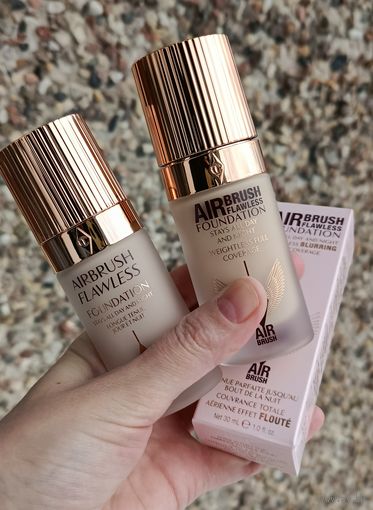 Тональная основа Charlotte Tilbury Airbrush Flawless Foundation 30 ml