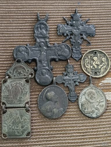 На выбор кресты от 99