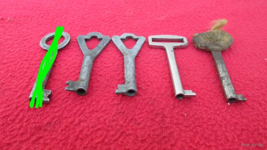 Ключи старинные,Цена за весь лот .