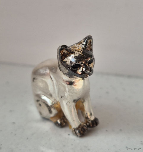 СЕРЕБРЯНАЯ ФИГУРКА КОТИКА