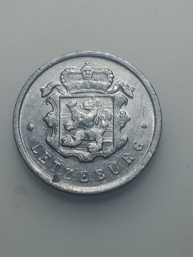 Люксембург 25 сантимов 1967 года .