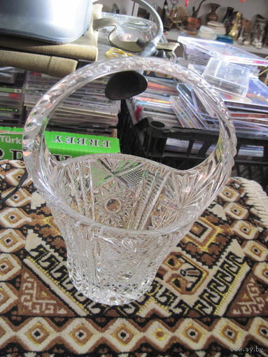 Ваза-корзинка хрустальная 20 см.