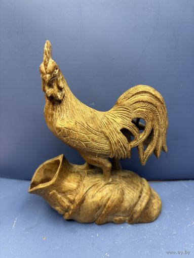 Фигурка петушок из дерева