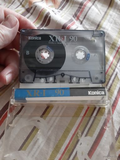 Кассета Konica XR-I 90.  Золотое кольцо.