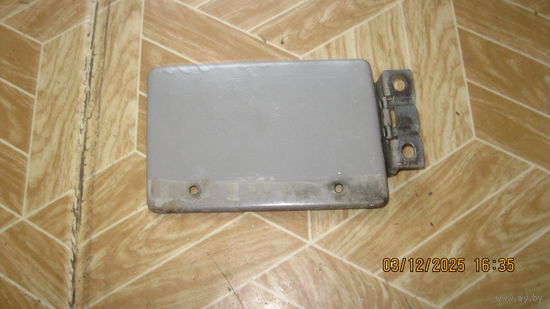 Лючок бензобака ВАЗ 2106