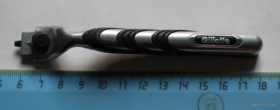 Бритвенный станок "Gillette Mach3"