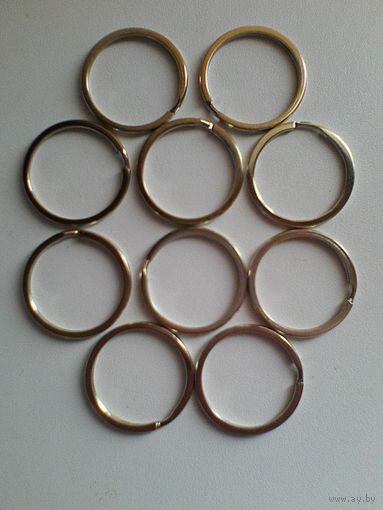 Десять Колец для Ключей - Диаметр: 3 см - Одним Лотом.