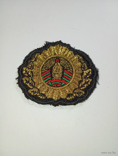 Приливная кокарда МВД Беларуси . С рубля .