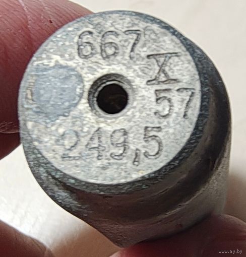 Кварцевый резонатор 667  - 249,5. 1957 год. Радиолампа. Радио лампа кварц кГц МГц