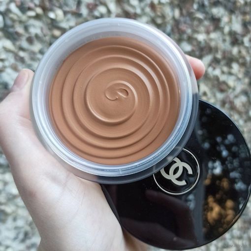 Chanel Les Beiges Healthy Glow Bronzing Cream 390 Soleil Tan Bronzer