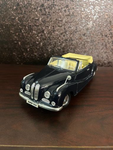 Модель Maisto BMW 502 1955 Maisto 1:18