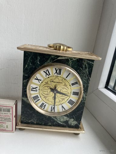 Часы настольные МОЛНИЯ рабочие