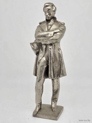 Бюст Лермантов силюмин