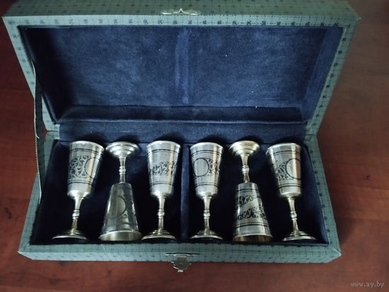 Стопки, рюмки, серебро, СССР, Кубачи , 875 проба. Цена за шесть штуку.