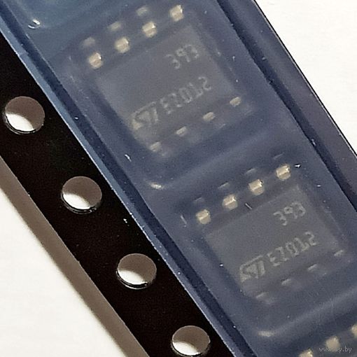 LM393, Двойной маломощный компаратор напряжения SO-8. LM393DT