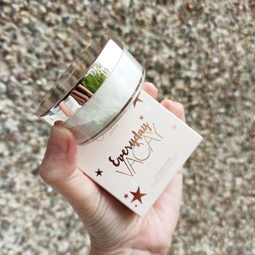 Рассыпчатая фиксирующая пудра Ciate London Everyday Vacay coconut setting powder 15 gr