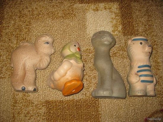 СТАРЫЕ ИГРУШКИ. 3 ШТ.(МИШКА ПРОДАН).