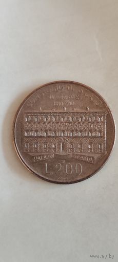 Италия 200 лир 1990