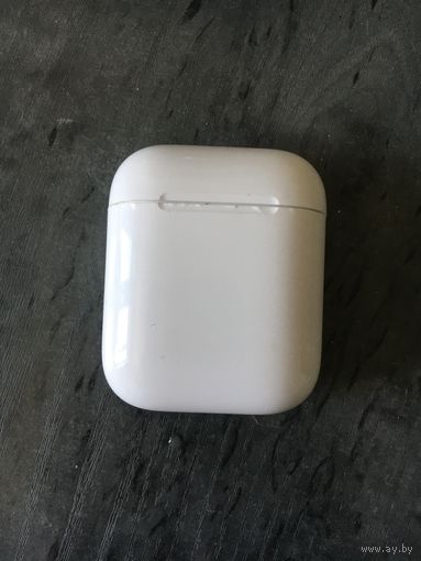 Кейс ( футляр) для наушников APPLE  нерабочий