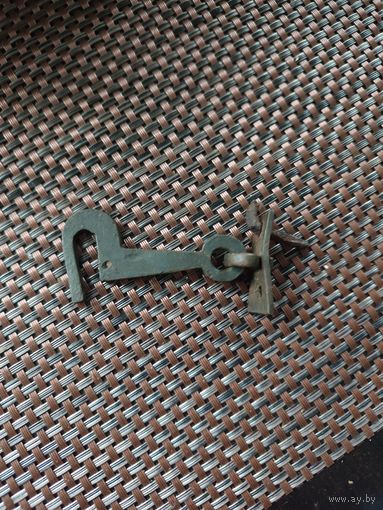 Крючок латунный.