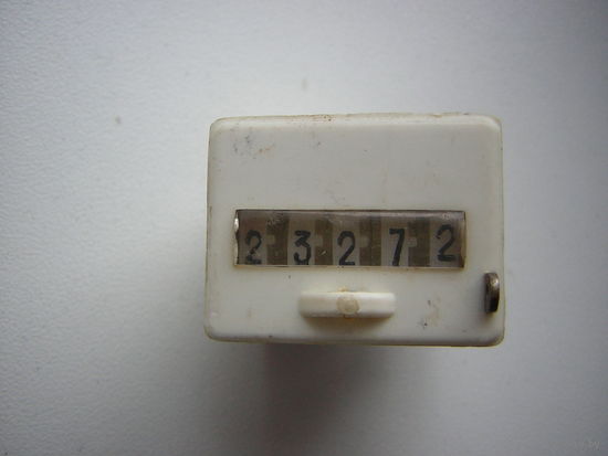 Счетчик импульсов СИ105-1 РФ2720001-02 (24В)