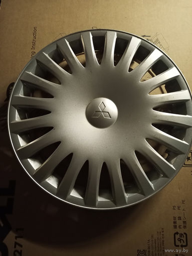 Колпаки митсубиси каризма R15  2 шт