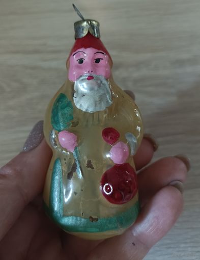 Елочные игрушки, стекло, дед мороз.