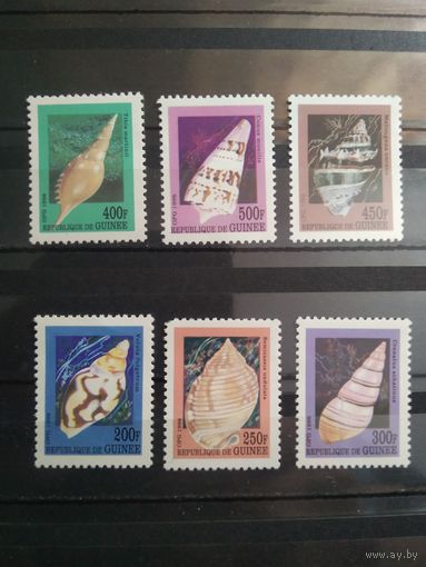 Гвинея 1998 г. Раковины.