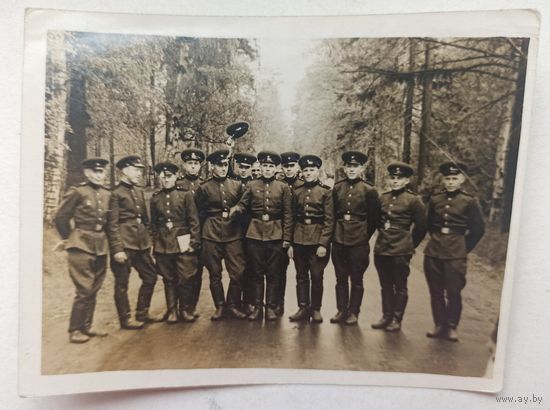 Советские солдаты. Ст Удельная, Санкт-Петербург. Фотография. Фото СССР
